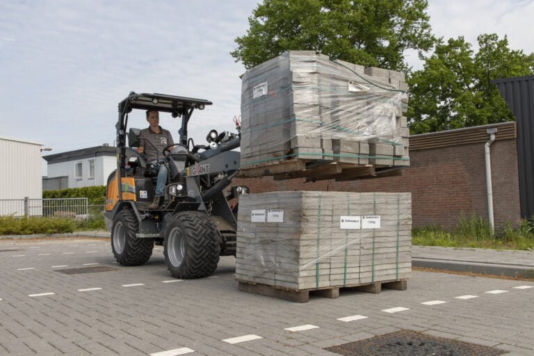 Leiserag Radlader Tobroco Giant G2700e Xtra 1